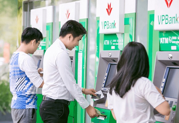 Để biết thẻ ATM VPBank có thể rút tiền ở những cây ATM nào thì bạn cần nắm rõ những ngân hàng liên kết với VPBank là ngân hàng gì